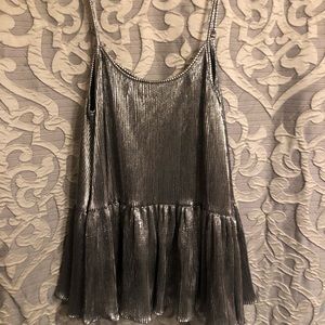 ❤️GB (Gianni Bini) Excellent condition top-Large..Perfect to dress up or down